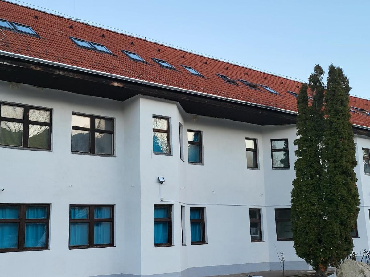 Kuelker Hostel Budapest Esterno foto